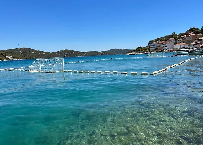 House Ljubica * Tisno